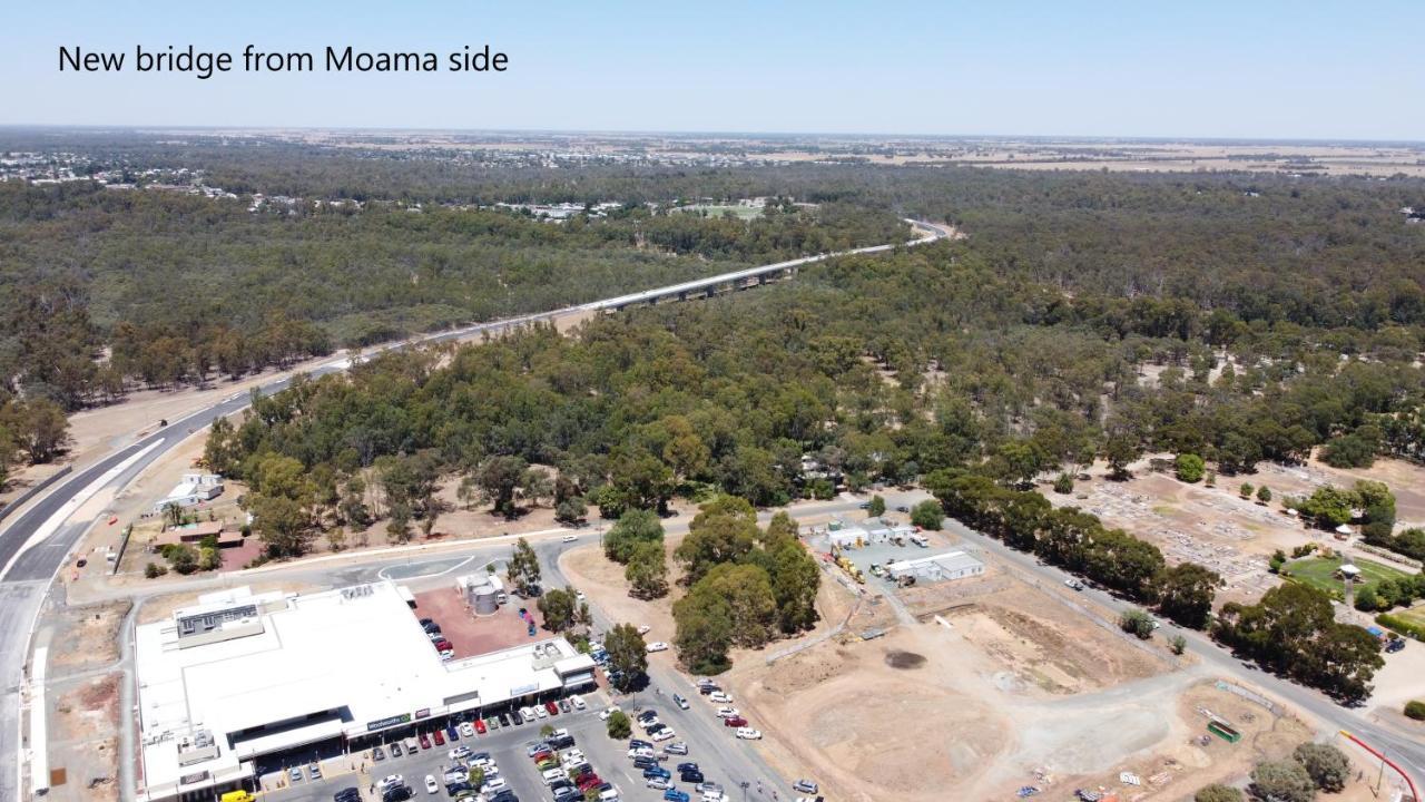 River Country Inn (Adults Only) Moama Bagian luar foto