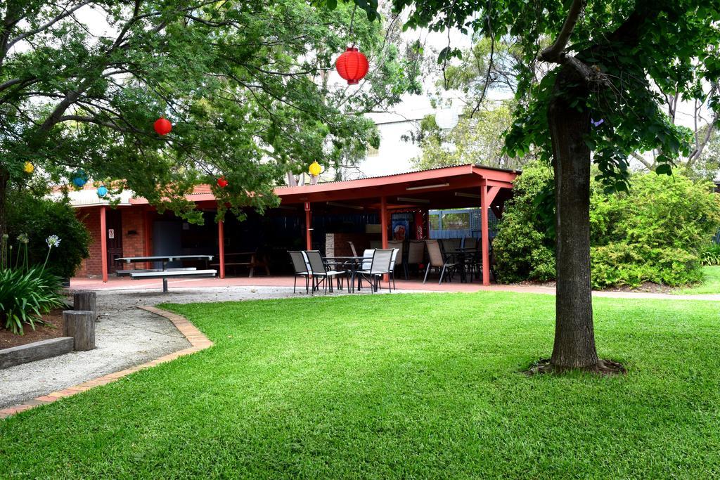 River Country Inn (Adults Only) Moama Bagian luar foto