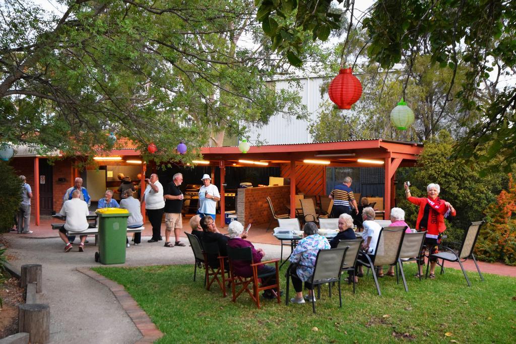 River Country Inn (Adults Only) Moama Bagian luar foto