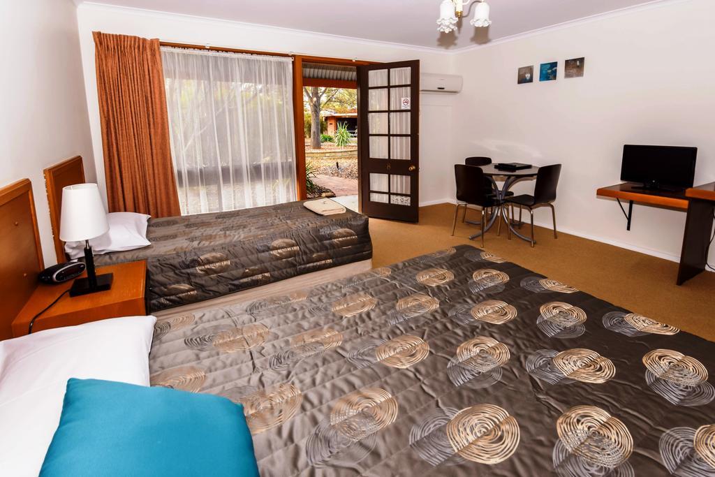 River Country Inn (Adults Only) Moama Bagian luar foto