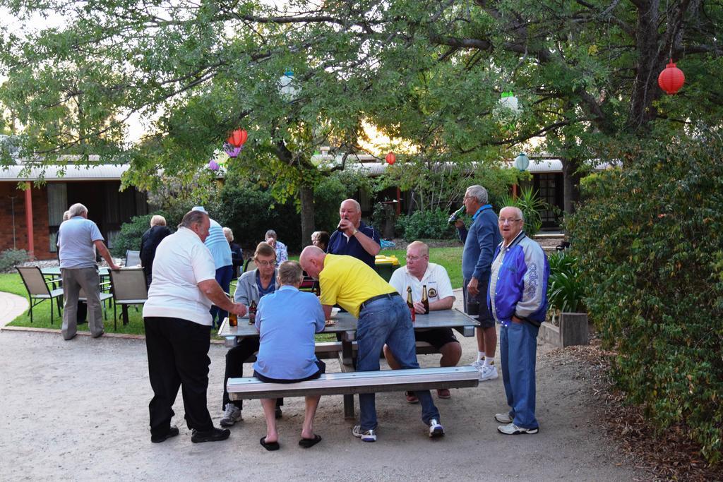 River Country Inn (Adults Only) Moama Bagian luar foto