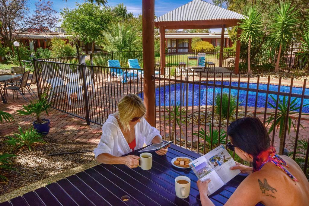 River Country Inn (Adults Only) Moama Bagian luar foto