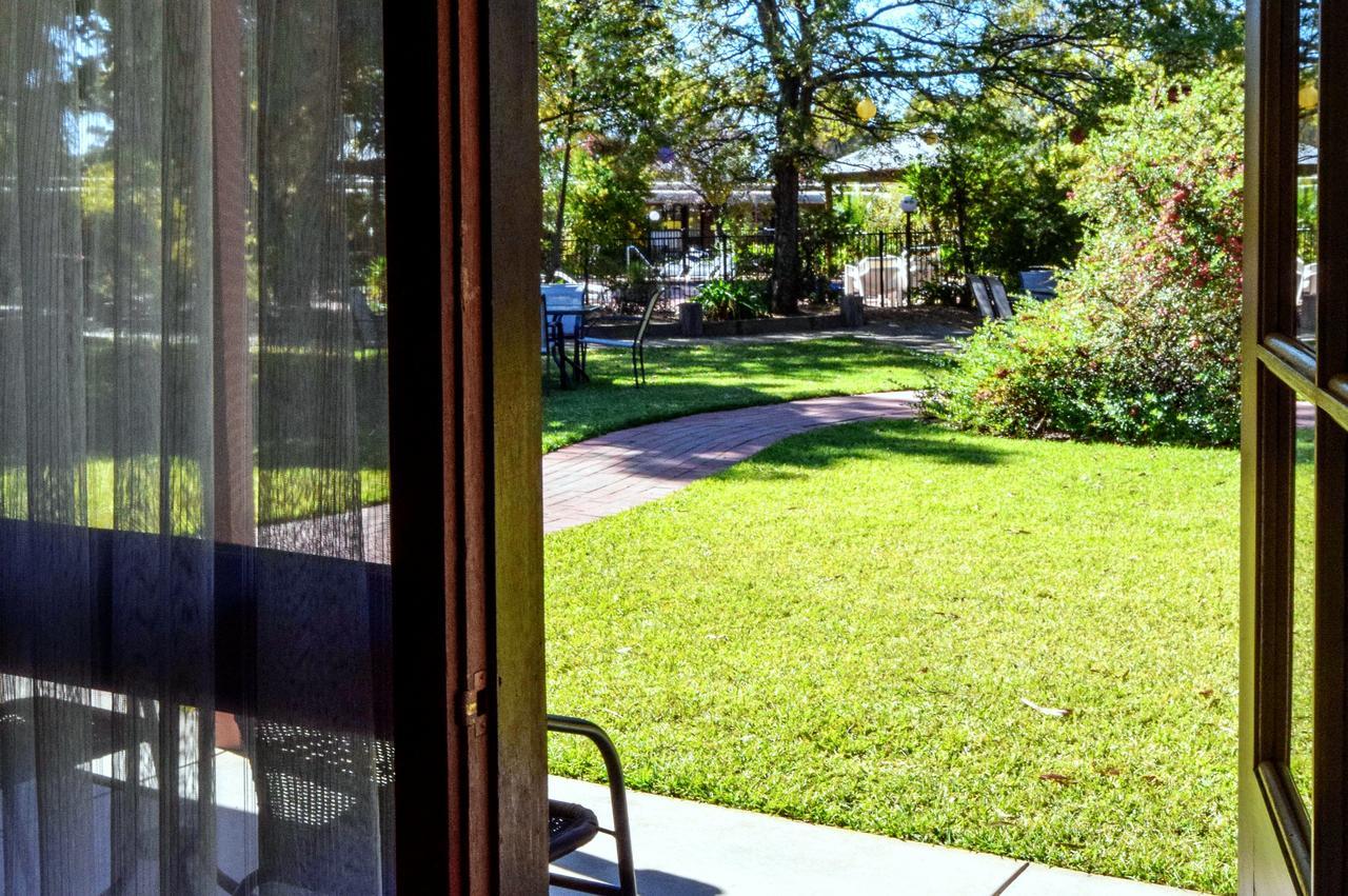 River Country Inn (Adults Only) Moama Bagian luar foto